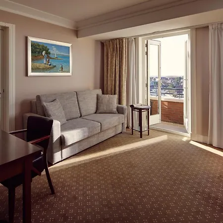 Van Der Valk Palace Hotel Noordwijk-3